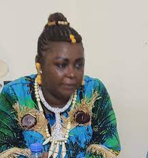 Dizangue : une femme perd son titre de cheffe du village pour avoir refusé la vente illicite des terres par le sous-préfet